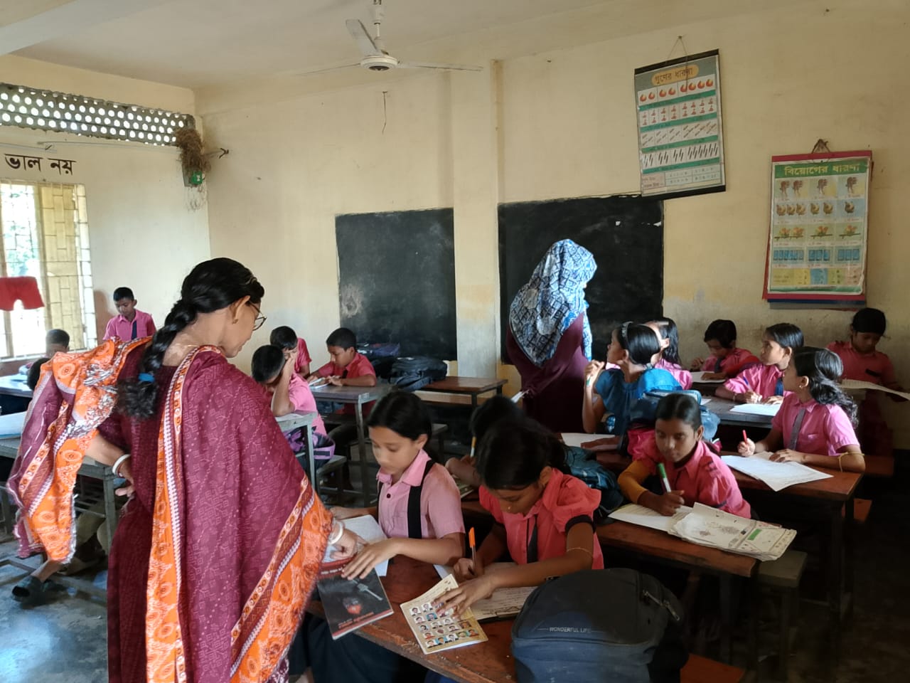 নবীগঞ্জে সনাতন-দীননাথ কল্যাণ ট্রাস্টের সাধারণ জ্ঞান প্রতিযোগিতা অনুষ্ঠিত