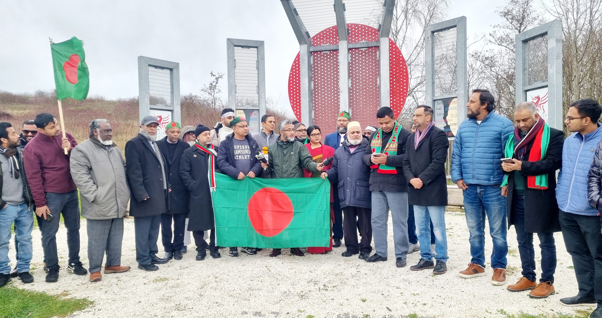 যথাযোগ্য মর্যাদায় বৃটেনে বাংলাদেশ কমিউনিটির মহান বিজয় দিবস উদযাপন