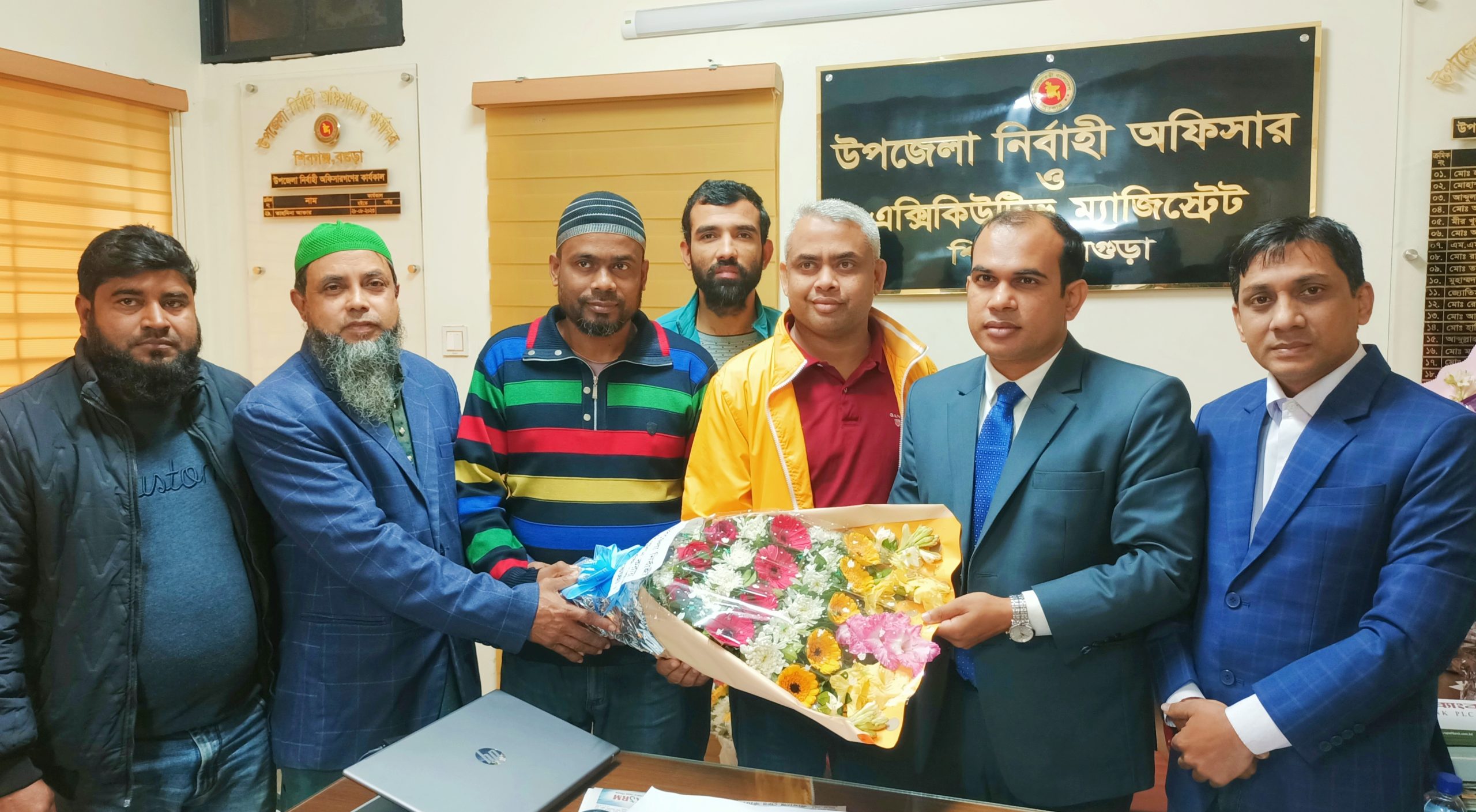 শিবগঞ্জ ব্যবসায়ী সমিতির সংবর্ধনা পেলো নবাগত ইউএনও জিয়াউর রহমান 