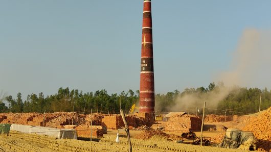 লোহাগাড়ায় অবৈধ ইটভাটায় উচ্ছেদ অভিযান