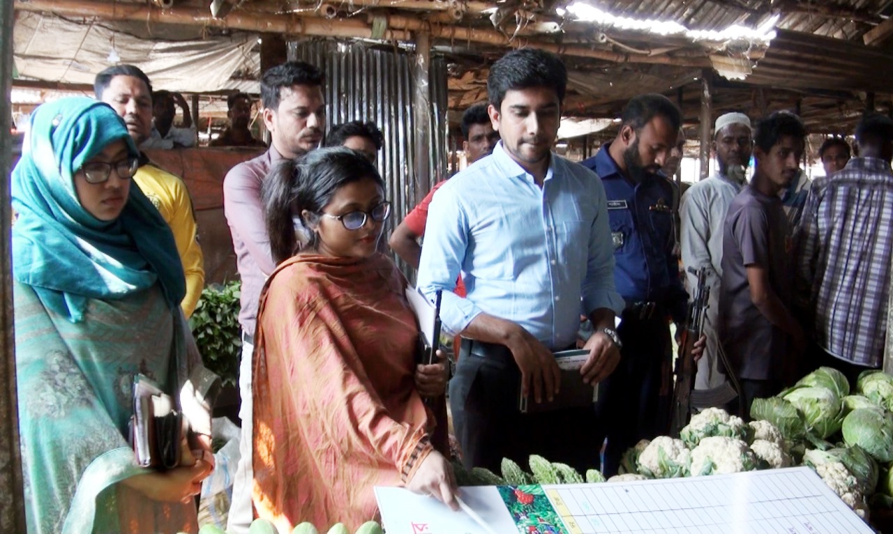 রাজনগরের মুন্সীবাজারে মনিটরিংকালে ৪ ব্যবসা প্রতিষ্ঠানে জরিমানা