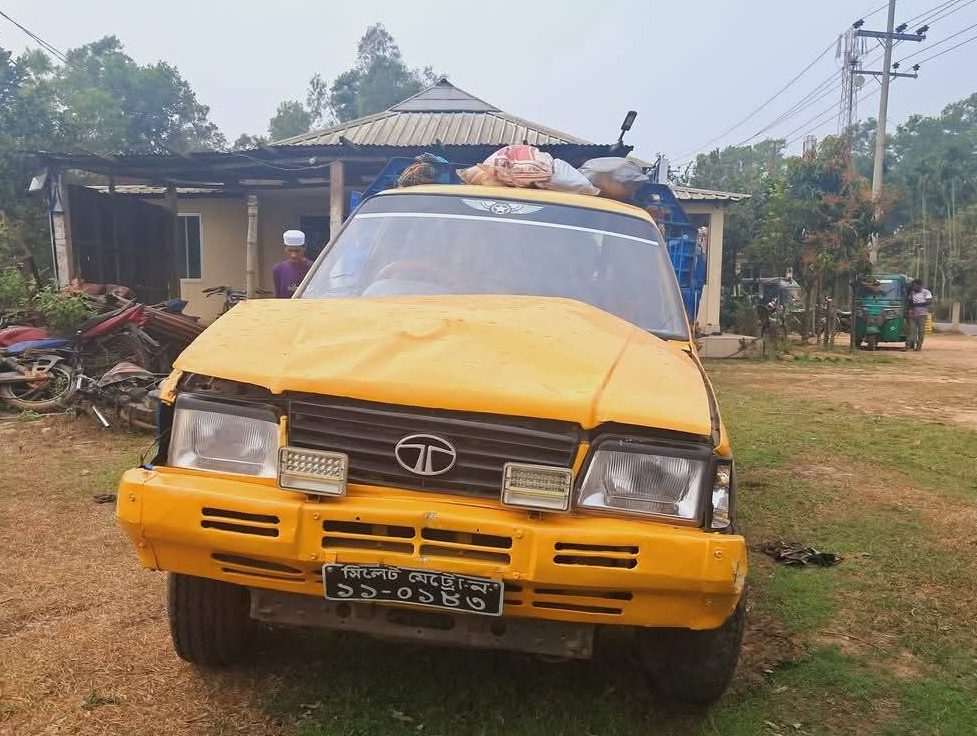 Two workers killed as pickup overturns in Moulvibazar